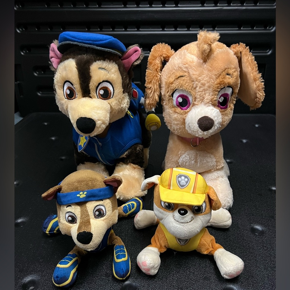 Build A Bear Paw Patrol Lot: Skye & Chase Plush And 2 Beanies Chase & Rubble